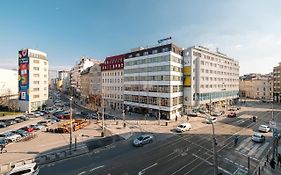 Self Check-In Apartments By Amber